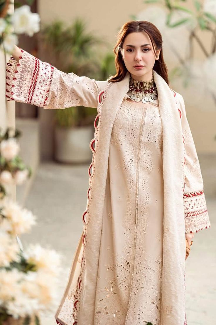 hania amir dress design Hania amir 