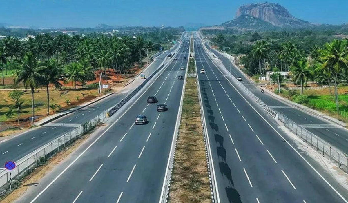 739 किमी PWD के अधीन, 1250 किमी NHAI के ज़िम्मे