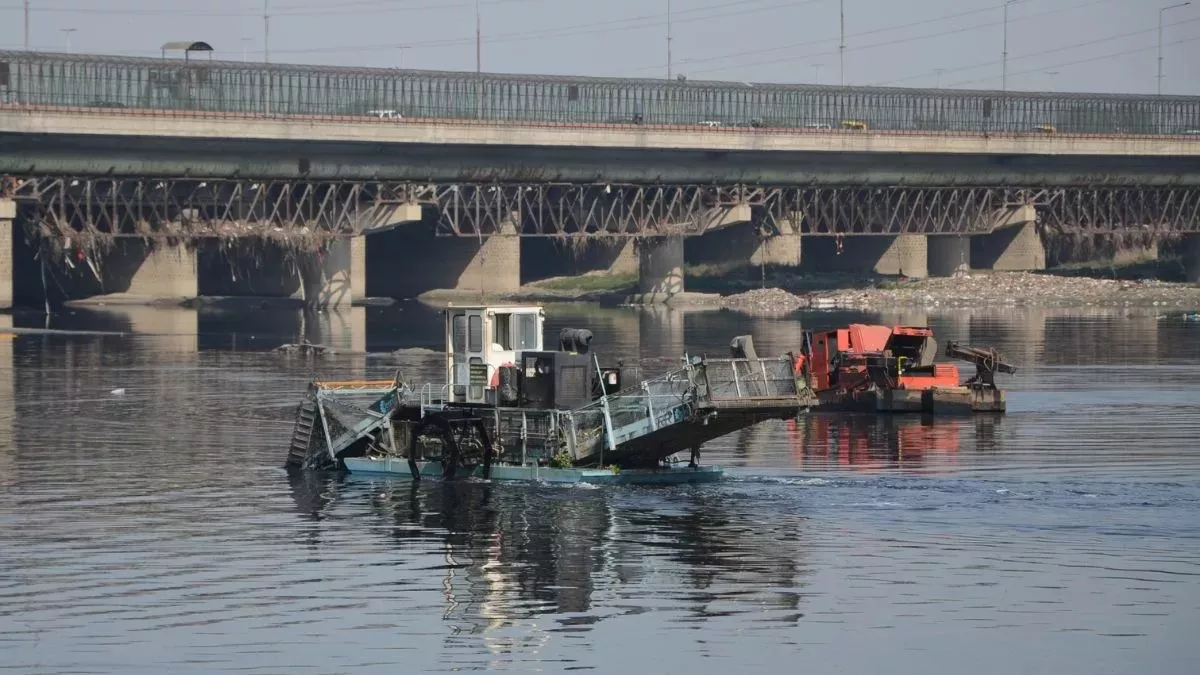 Yamuna Cleaning