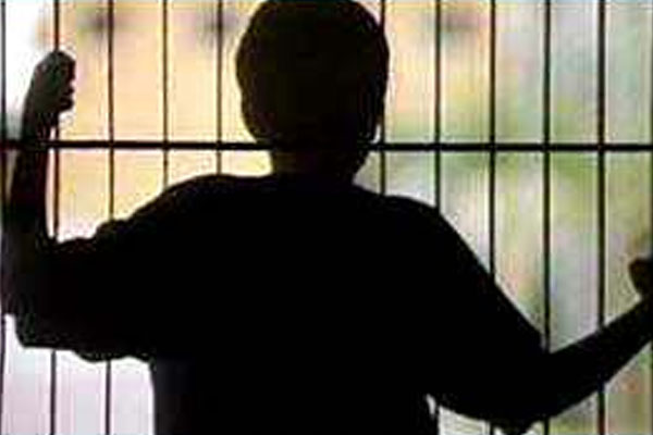 1555520897 child jail17