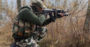 कश्मीर में घुसपैठ कर रहे 3 आतंकवादियों को सेना ने किया ढेर