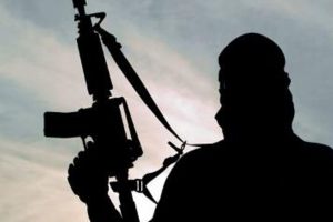 कश्मीर में आतंकवादी संगठन हिजबुल के भर्ती मॉड्यूल का भंडाफोड़, तीन अरेस्ट
