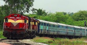 दिल्ली-भागलपुर साप्ताहिक ट्रेन में लूटपाट, यात्रियों से मोबाइल, लैपटॉप, गहने और कैश छीना