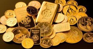 सोने की कीमतों में आई गिरावट, एक क्लिक में जानिए कितने कम हुए दाम