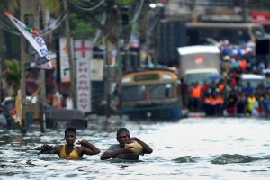 भारत ने भेजी बाढ़ प्रभावित श्रीलंका को राहत सामग्री