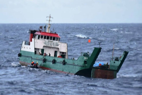 1555755408 maldivian ship