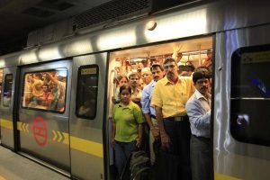 दिल्ली मेट्रो में सफर करना पड़ सकता है भारी, तो हो जाये ! सावधान !