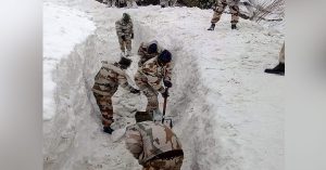 हिमाचल हिमस्खलन : 5 लापता सैनिकों के लिए खोज अभियान फिर से शुरू