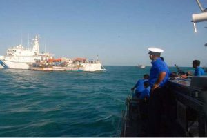 श्रीलंकाई नौसेना ने 13 मछुआरों को किया गिरफ्तार