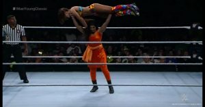 विडियो वायरल : जब सलवार-सूट पहनकर WWE की रिंग में उतरीं कविता देवी