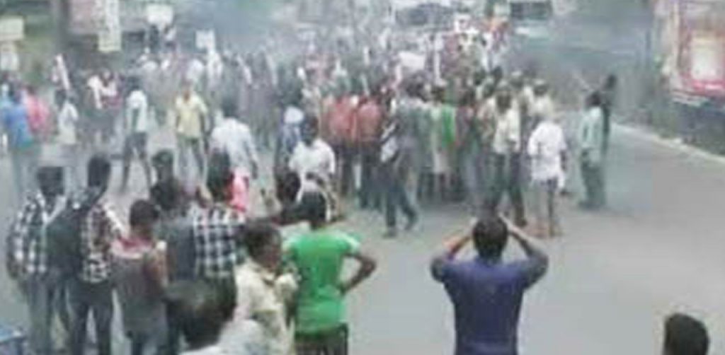 1559335833 west bengal political clashes
