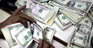 विदेशी मुद्रा भंडार 1.35 अरब डॉलर घटा