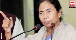 CM ममता बनर्जी ने केंद्र सरकार पर लगाए आरोप, कहा- मेरा फोन टेप कर रही है सरकार
