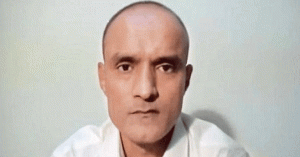 पाकिस्तान में मौत की सजा का सामना कर रहे कुलभूषण जाधव के जीवन की सुरक्षा के लिए प्रतिबद्ध है : भारत