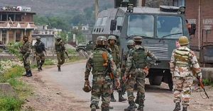 जम्मू-कश्मीर : बडगाम में लश्कर आतंकियों के 4 मददगार गिरफ्तार
