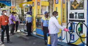 पेट्रोल और डीजल के दाम में लगातार दूसरे दिन हुई बढ़ोतरी, दिल्ली में पेट्रोल 96 रुपये के पार
