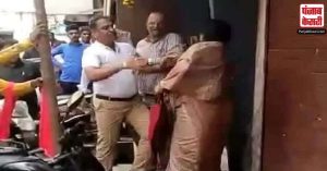 राज ठाकरे के तीन कार्यकर्ता गिरफ्तार, बीच सड़क पर महिला से की थी मारपीट