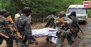 Jharkhand: सुरक्षाबलों और माओवादियों में मुठभेड़, 2 नक्सली ढेर, भारी मात्रा में हथियार बरामद