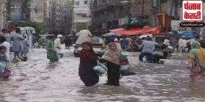 आर्थिक तंगी से जूझ रहे पाकिस्तान पर बारिश का कहर, अब तक 76 लोगों की मौत