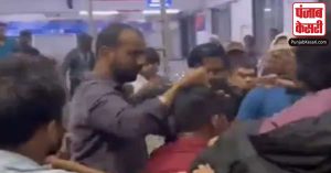 Mumbai: बांद्रा रेलवे स्टेशन पर नाबालिग हिन्दू लड़की को अगवा कर ले जा रहा था मुस्लिम युवक, भीड़ ने की जबर्दस्त पिटाई