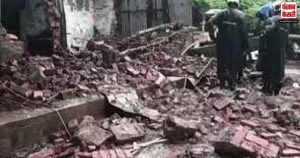 महाराष्ट्र: भिवंडी में जर्जर इमारत का हिस्सा गिरने से 2 की मौत, 4 घायल