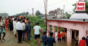 Begusarai: शिवलिंग तोड़े जाने पर भारी बवाल, आक्रोशित लोगों ने NH31 जामकर किया हंगामा