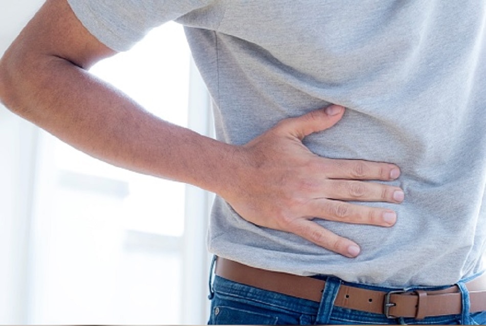 stomach pain getty 6