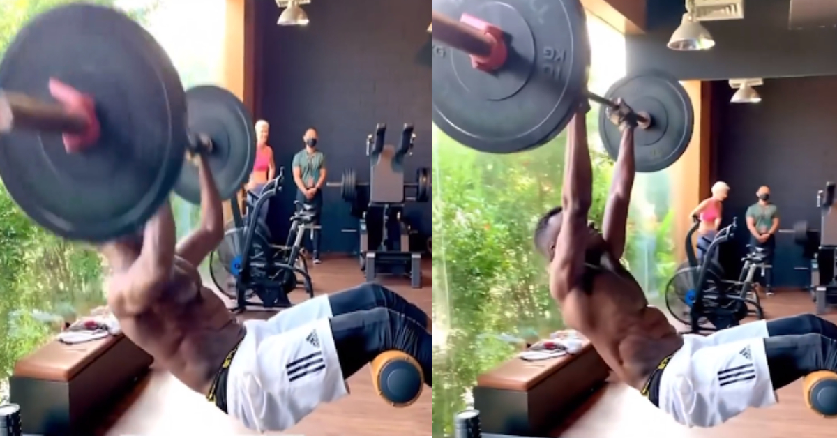 Body Builder Deadlift