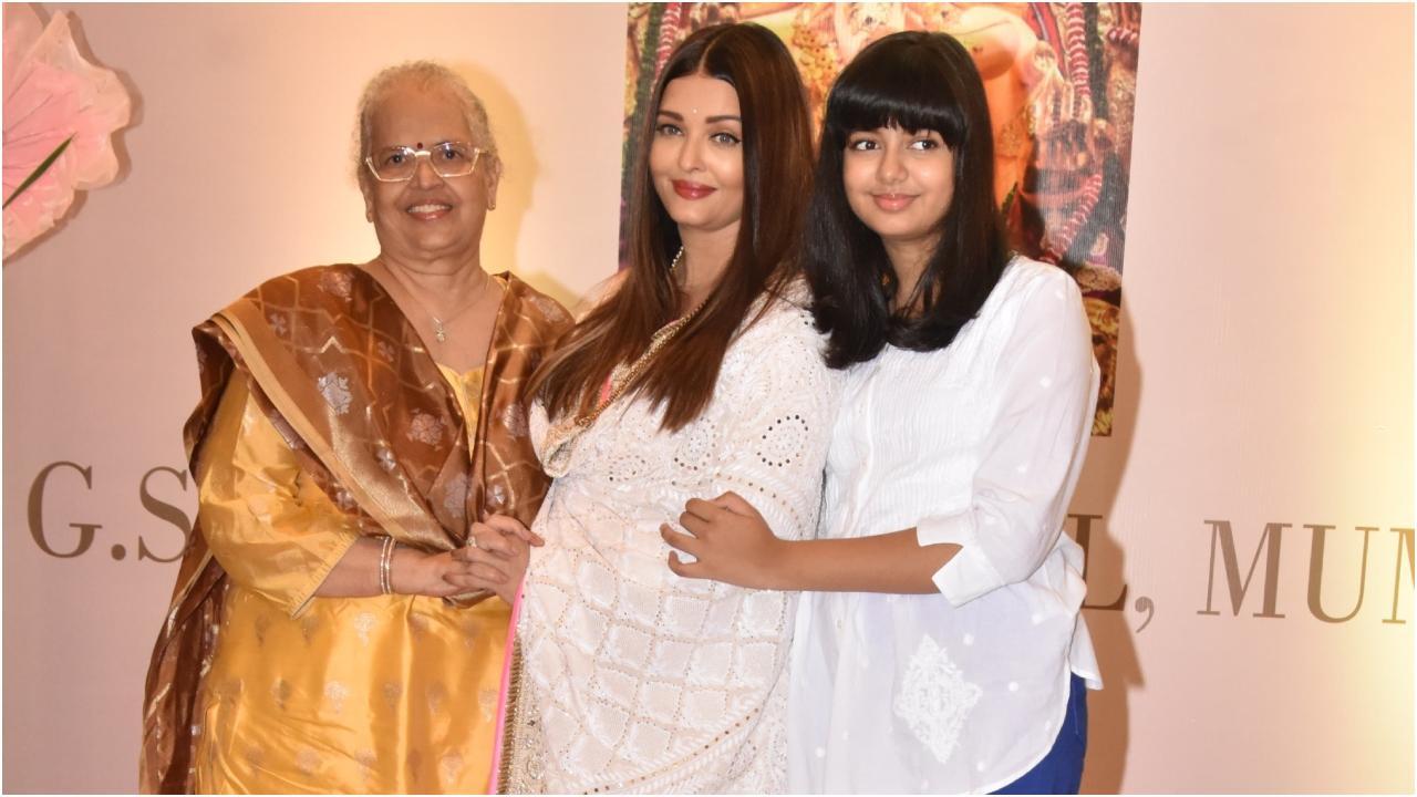 aish mom aaradhya d