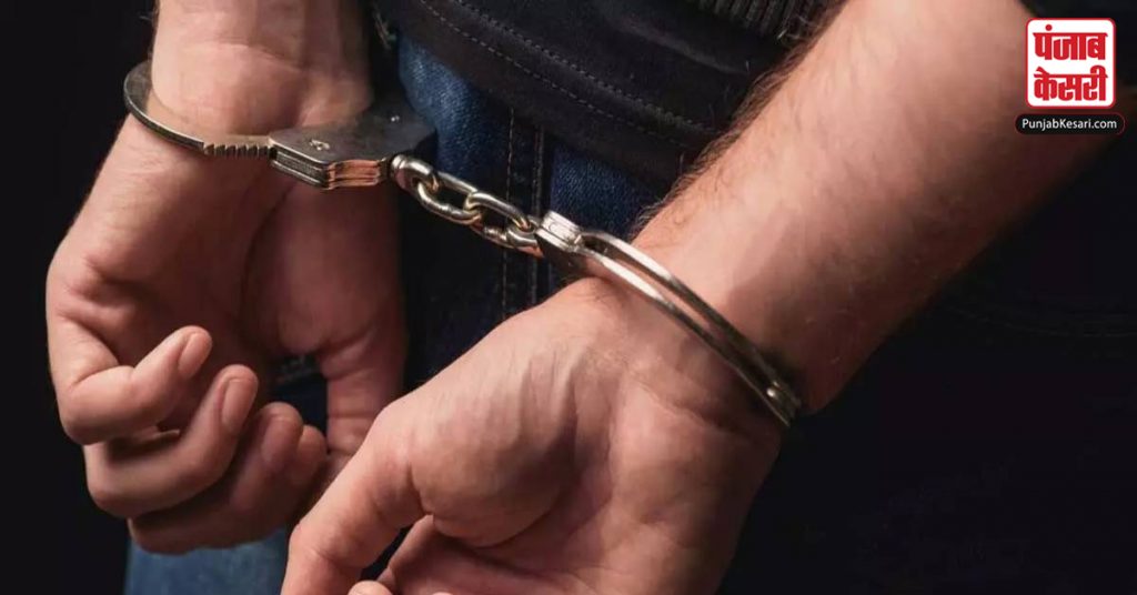 two irani citizens arrested with fake documents