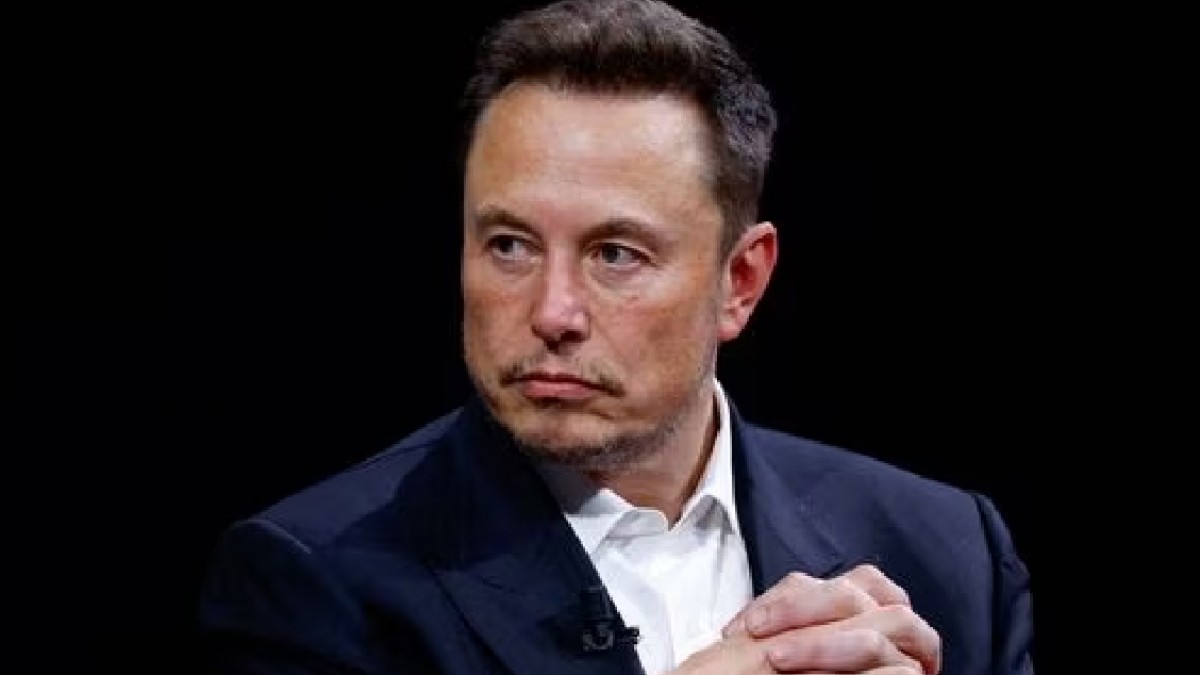 Elon Musk 1701414800