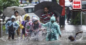 Tamil Nadu Rains: तमिलनाडु में भारी बारिश से जनजीवन अस्त-व्यस्त, स्कूल-कॉलेज बंद