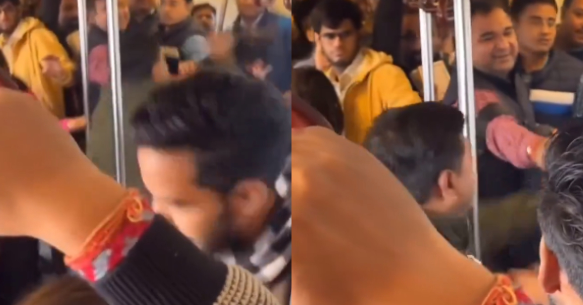 Delhi Metro Two Passengers Fight