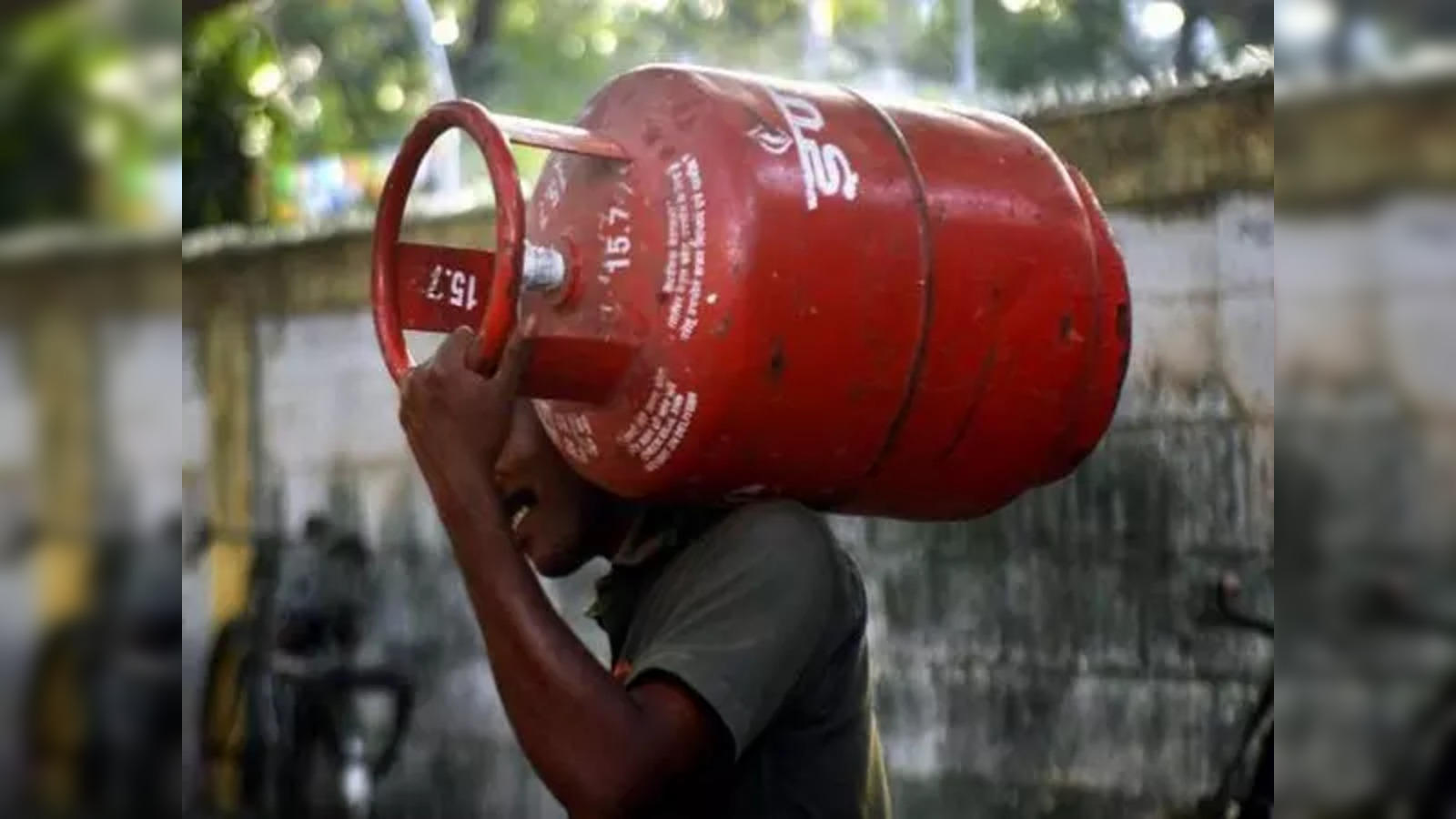 commercial lpg gas cylinders prices were slashed by rs 99 75 from today