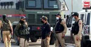 Jammu & Kashmir: सेना का सर्च ऑपरेशन जारी, भारी मात्रा में मिले गोला-बारूद
