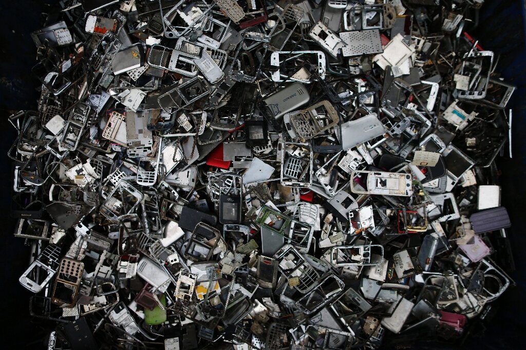 mobile phones contain