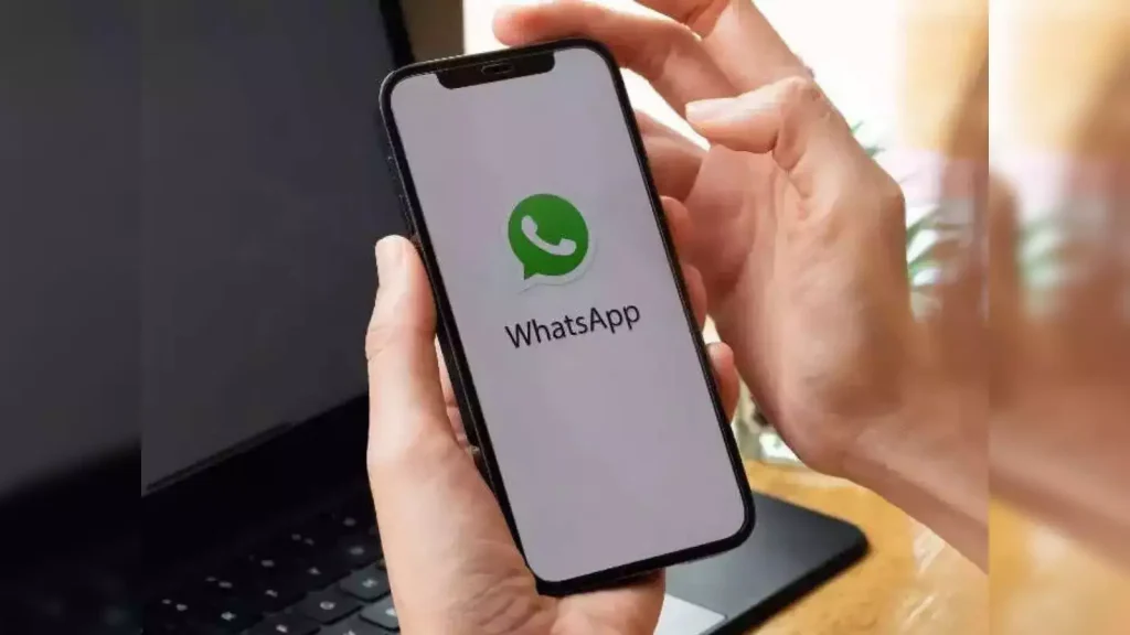 whatsapp rolls out update to group chats now you can see display picture of users next to their names