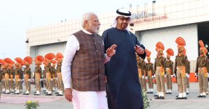 PM MODI ने UAE के राष्ट्रपति अल नाहयान का गर्मजोशी से स्वागत किया