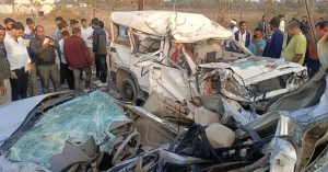 राजस्थान के सीकर में दर्दनाक हादसा , 2 कारों के बीच जोरदार टक्कर में 6 की मौत, 5 घायल