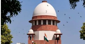 Supreme Court: राहुल गांधी की लोकसभा सदस्यता बहाल करने के खिलाफ दायर याचिका खारिज, याचिकाकर्ता पर लगा एक लाख रुपये का जुर्माना
