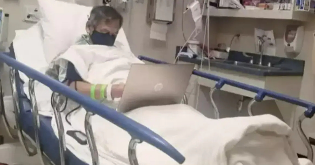 Teacher's final moments spent grading for students from hospital bed
