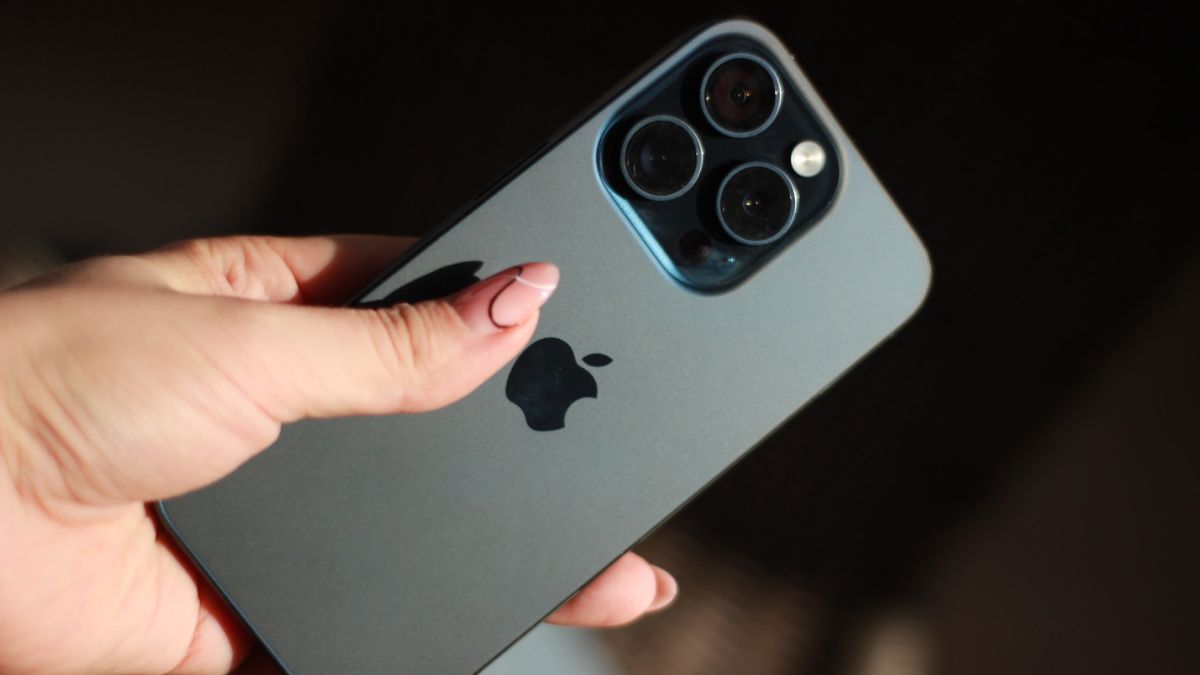 apple iphone 15 pro max price1697969487938