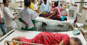 Bihar में दावत खाने से बिगड़ी 50 लोगों की हालात, फूड पॉइजनिंग की आशंका