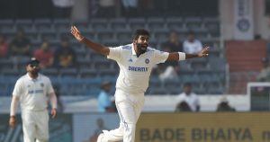 CRICKET DIARY: सबसे तेज 150 टेस्ट विकेट लेने वाले भारतीय तेज गेंदबाज बना यह खिलाड़ी