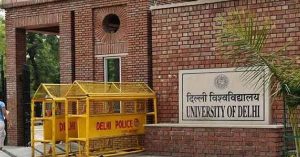 दिल्ली विश्विद्यालय के शिक्षकों की हड़ताल, समय पर ग्रांट जारी नहीं