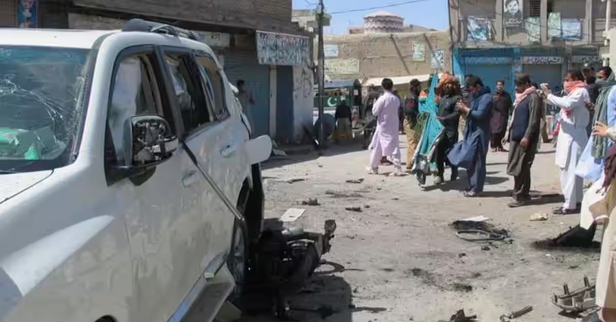 PAKISTAM ME AAATANKI GATVIDHI BADHI