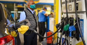 केवल दो राज्यों में घटे पेट्रोल-डीजल के दाम, उत्तर प्रदेश में बढ़ी कीमत
