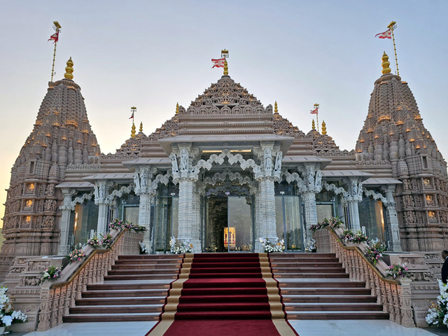 UAE Hindu temple4