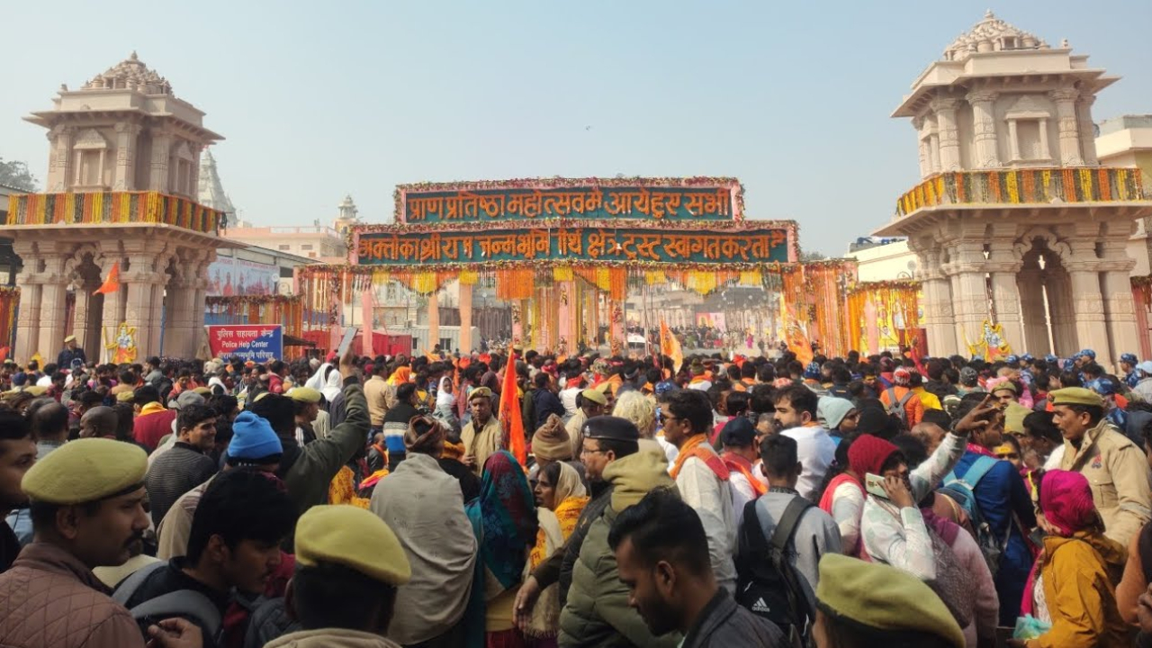 Ram Mandir Devotees