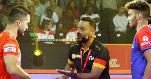 PKL 23 : हरियाणा स्टीलर्स ने गुजरात जायंट्स को रोमांचक मुकाबले में 34-30 से हराया